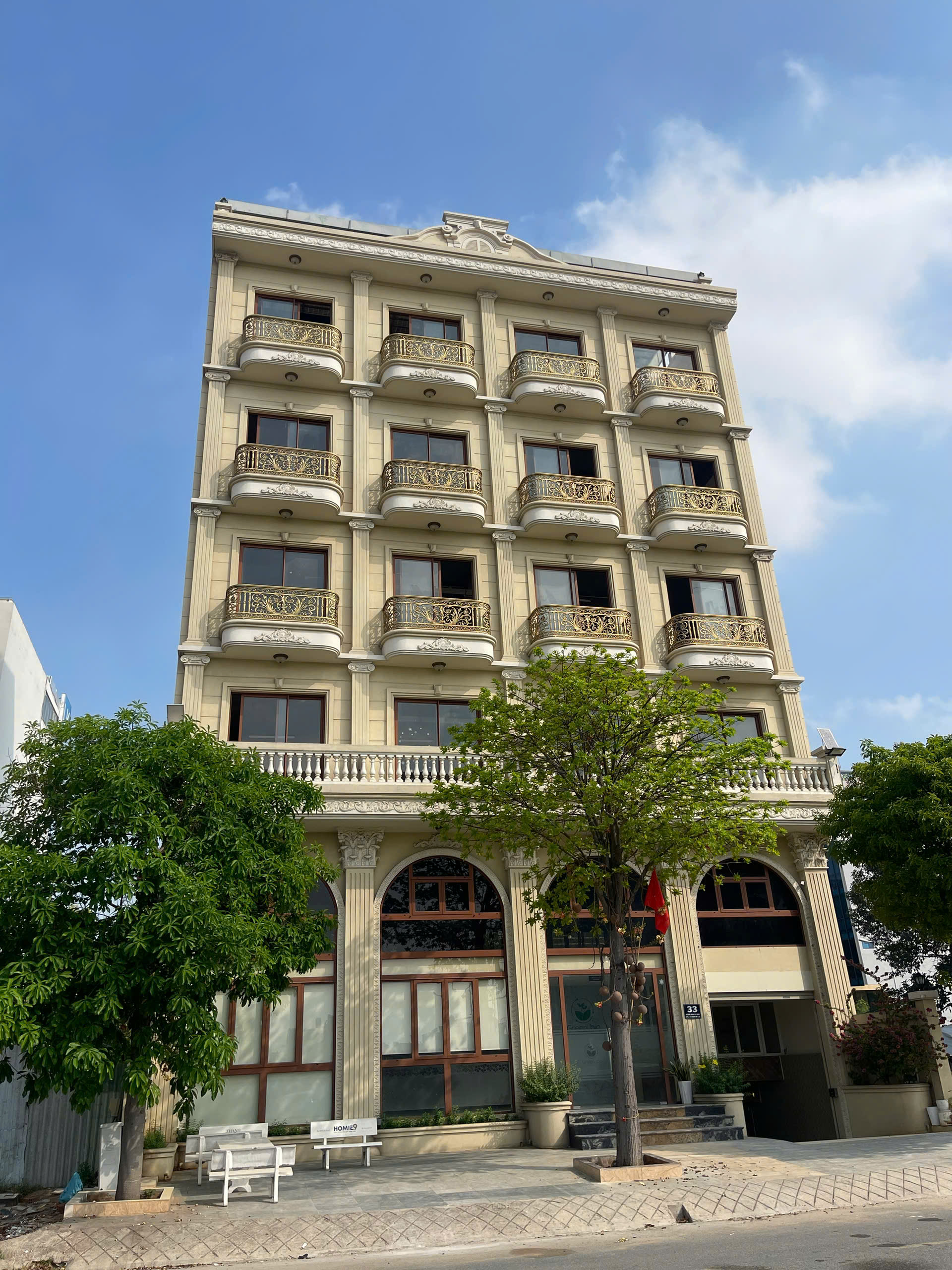 lap dat may lanh am tran tai thu duc
