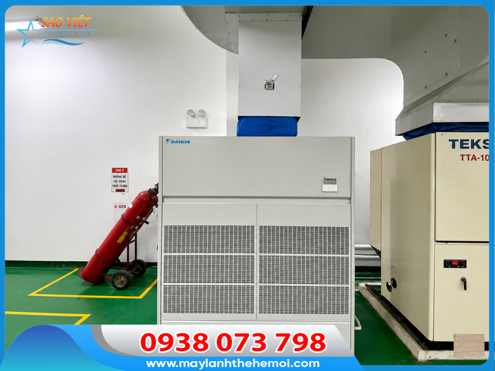 Máy lạnh Packaged đặt sàn thổi trực tiếp